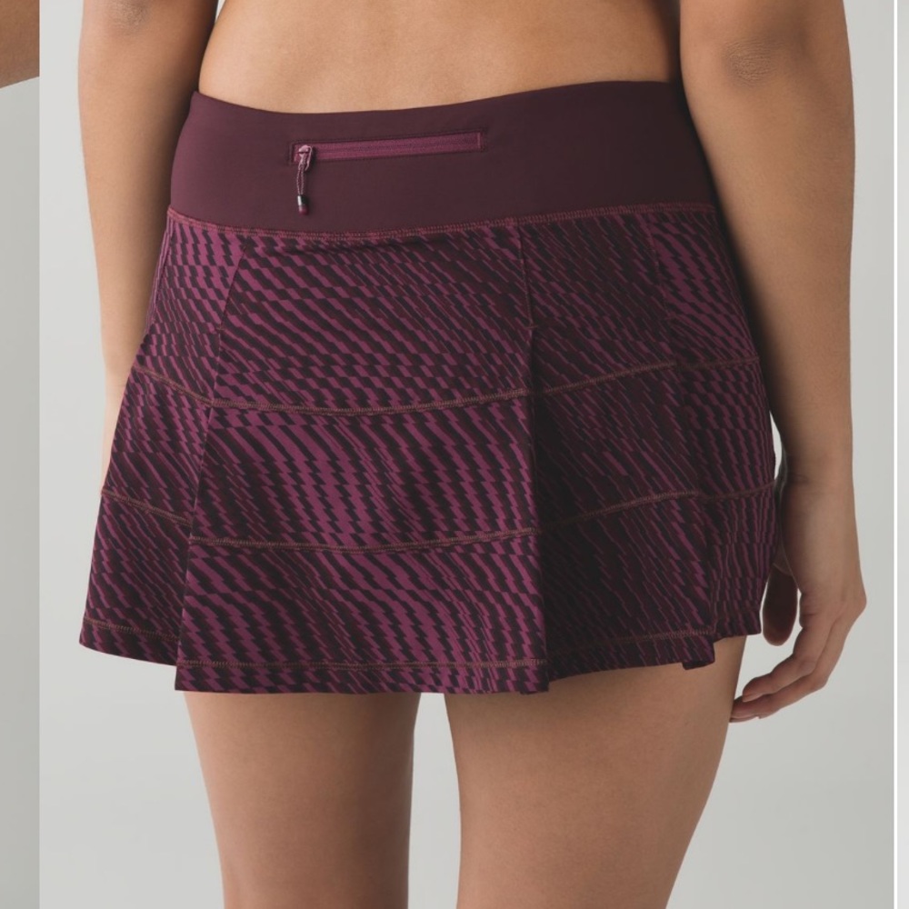 Lululemon Pace Rival Skirt II Shifted Horizon Red Grape Black / Bordeaux